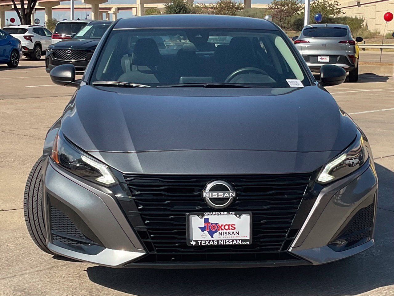 Used 2026 Nissan Altima 2.5 SV FWD image 2