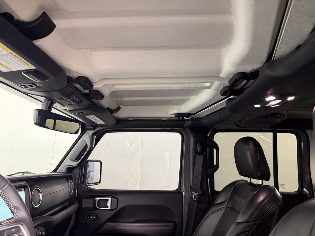 Used 2023 Jeep Wrangler Unlimited Sahara AWD/4WD image 18