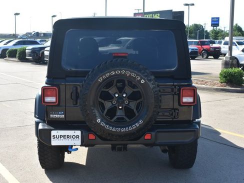 Used 2023 Jeep Wrangler Unlimited w/ Cold Weather Group AWD/4WD image 6