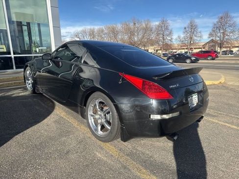 Used 2007 Nissan 350Z Touring image 4