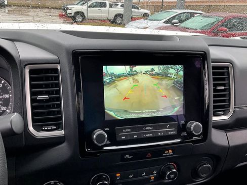 Certified 2023 Nissan Frontier SV w/ Tow Package image 25