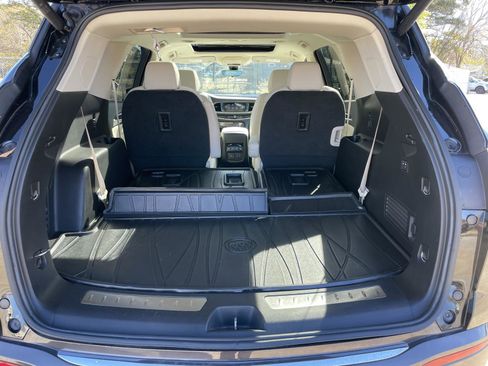 Used 2022 Buick Enclave Premium w/ Experience Buick Package image 46