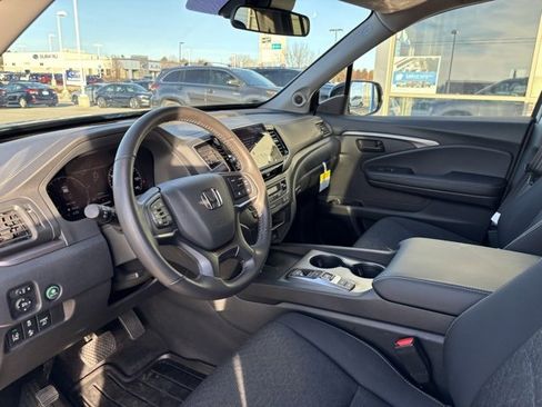 Certified 2025 Honda Ridgeline Sport+ image 10