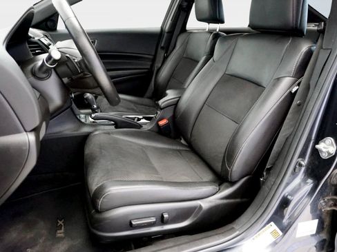 Used 2016 Acura ILX FWD image 10