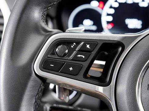 Used 2023 Porsche Cayenne image 14