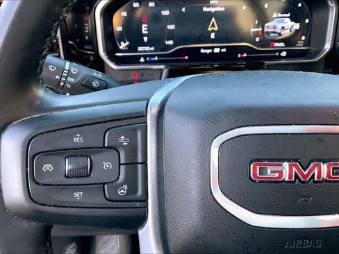 Used 2023 GMC Sierra 1500 Elevation image 24