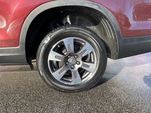 Used 2017 Honda Ridgeline RTL image 10