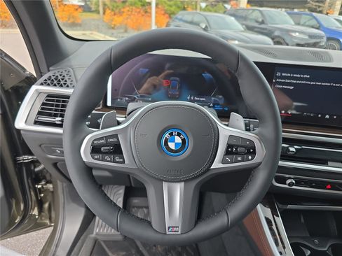 New 2026 BMW X5 xDrive50e w/ M Sport Package AWD/4WD image 29