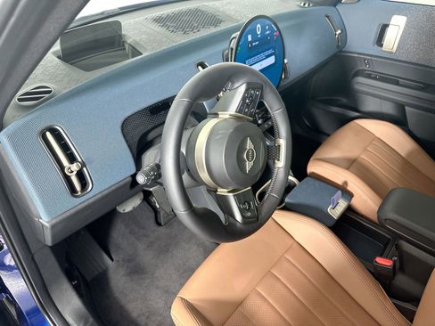 Certified 2025 MINI Cooper Countryman S w/ Comfort Package Max image 11