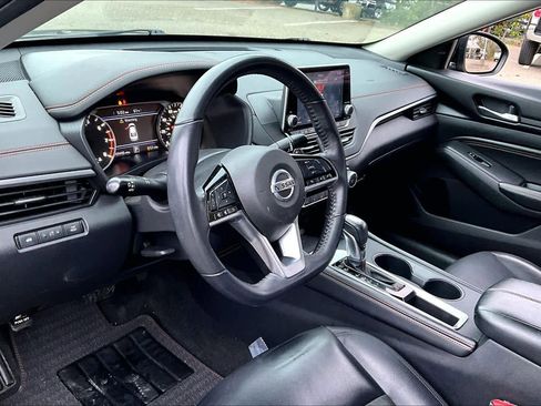 Used 2020 Nissan Altima 2.5 SR w/ Premium Package image 17