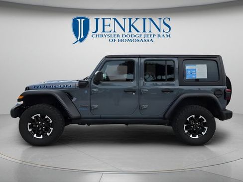 Used 2024 Jeep Wrangler Unlimited Rubicon 4xe AWD/4WD image 9