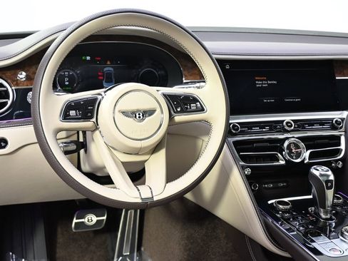 New 2026 Bentley Flying Spur Plug-In Hybrid image 12