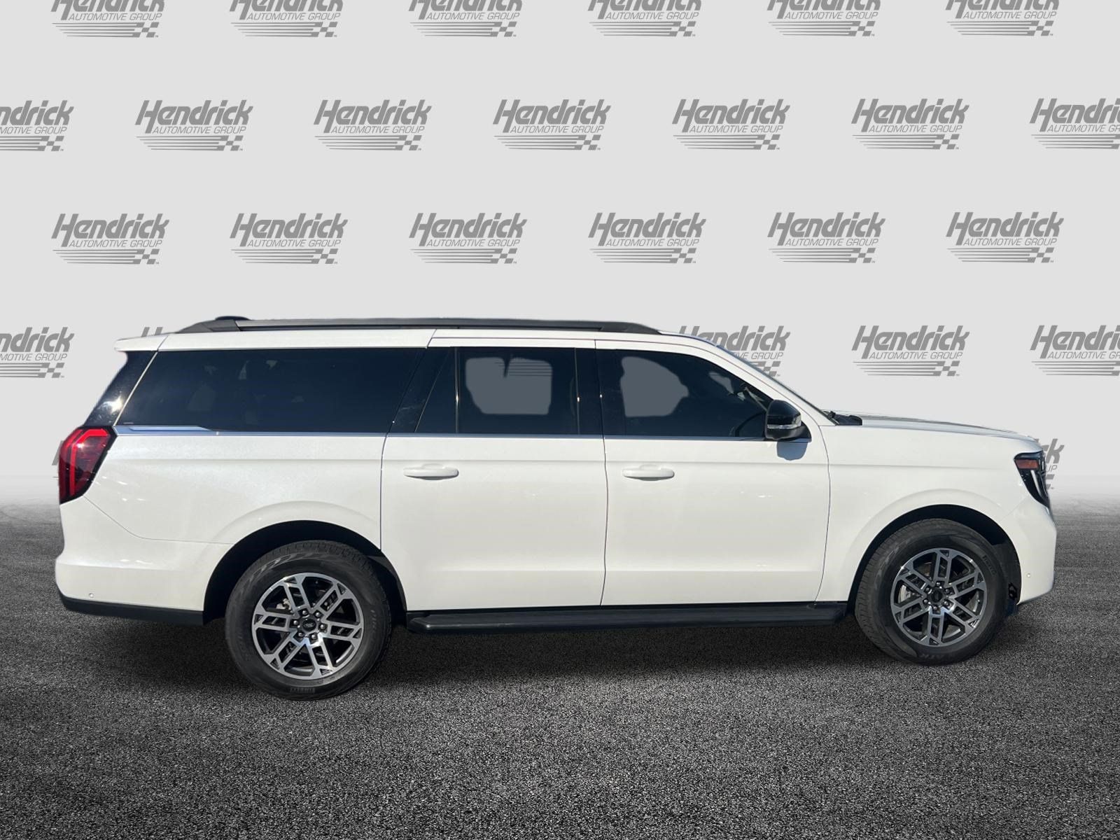 Used 2025 Ford Expedition Max Active AWD/4WD image 11