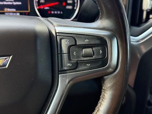 Used 2019 Chevrolet Silverado 1500 LT w/ Convenience Package AWD/4WD image 21