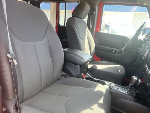 Used 2015 Jeep Wrangler Unlimited Sport w/ Quick Order Package 24S image 28