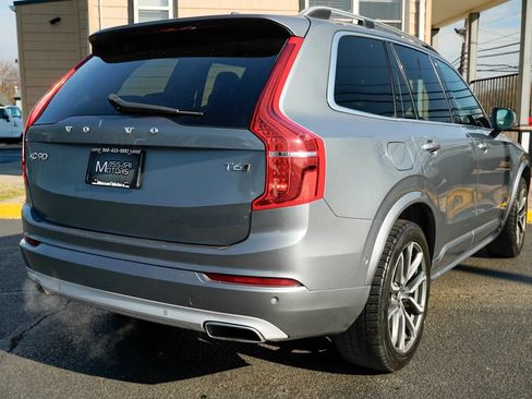 Used 2016 Volvo XC90 T6 Momentum w/ Momentum Plus Package AWD/4WD image 5