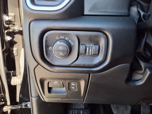Used 2026 RAM 1500 Lone Star AWD/4WD image 21