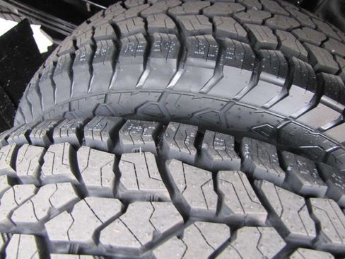 Used 2023 Ford F350 XL image 25