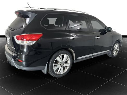 Used 2015 Nissan Pathfinder Platinum FWD image 5