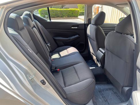 Used 2021 Nissan Altima 2.5 S FWD image 32