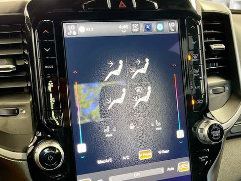 Used 2022 RAM 1500 Big Horn AWD/4WD image 16