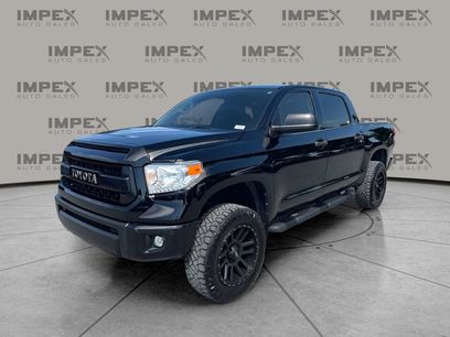 Used 2017 Toyota Tundra SR5 w/ SR5 Upgrade Package