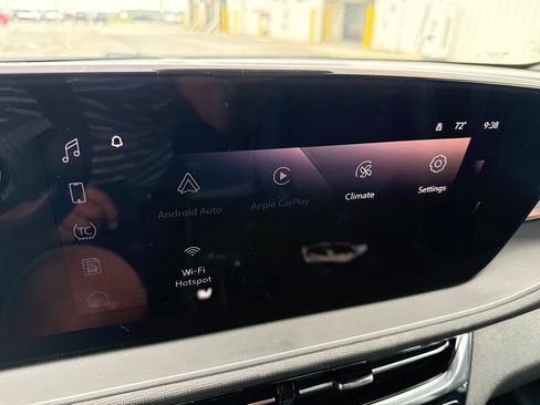 Used 2025 Buick Envista Avenir FWD image 22