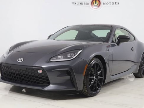 Used 2024 Toyota GR86 Premium image 5