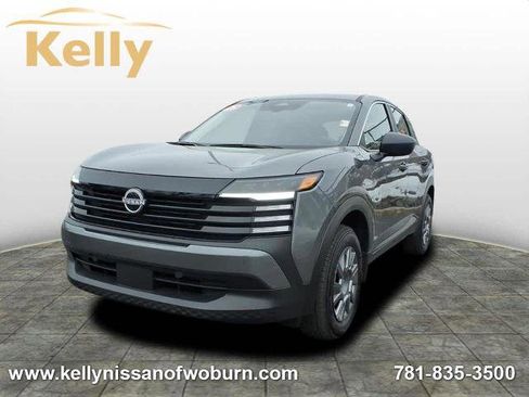 Certified 2025 Nissan Kicks S image 1