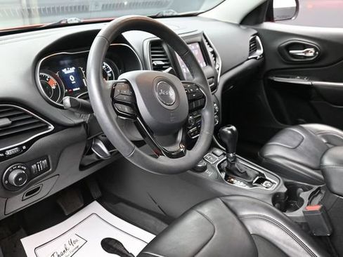 Used 2021 Jeep Cherokee Latitude Plus AWD/4WD image 14