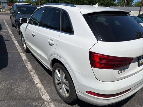 Used 2017 Audi Q3 2.0T Premium Plus w/ Premium Plus Package AWD/4WD image 5