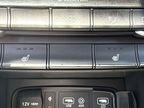 Used 2020 Hyundai Santa Fe SEL FWD image 18