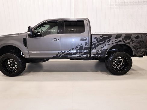 Certified 2021 Ford F250 Lariat image 6