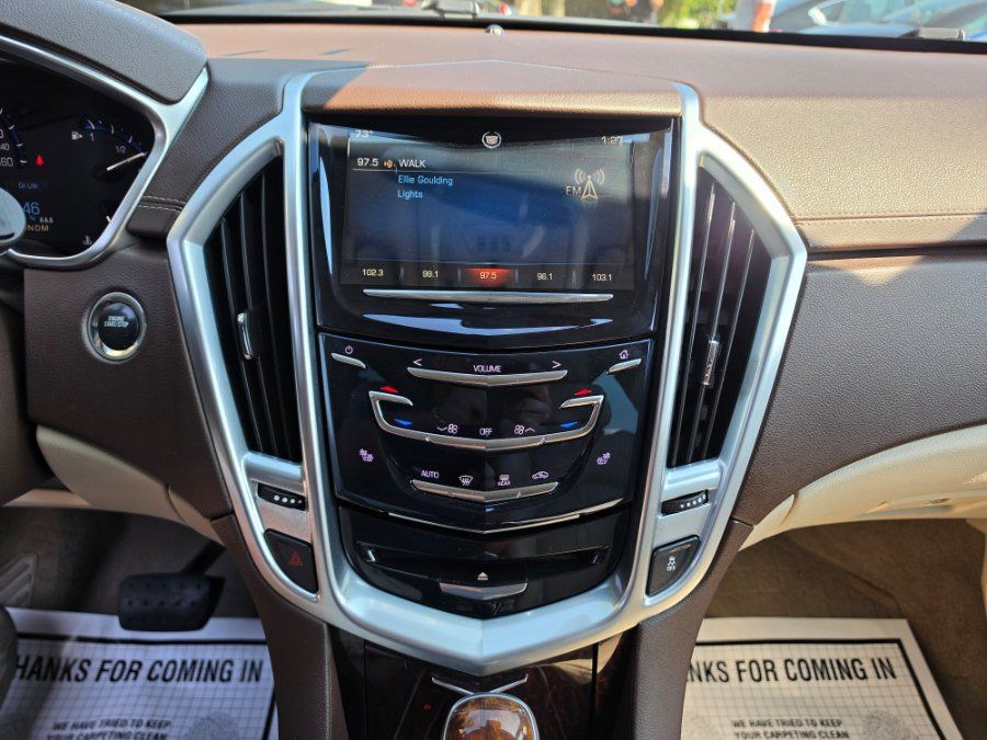 Used 2014 Cadillac SRX Luxury w/ Driver Awareness Package FWD image 16