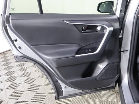 Used 2024 Toyota RAV4 LE image 19