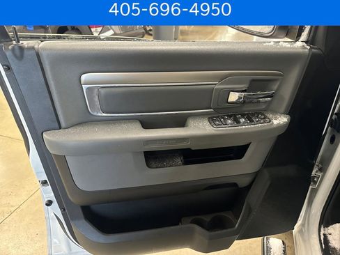 Used 2020 RAM 1500 Classic SLT image 14