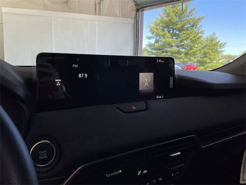 Certified 2025 MAZDA CX-90 3.3 Turbo w/ Preferred Package image 27