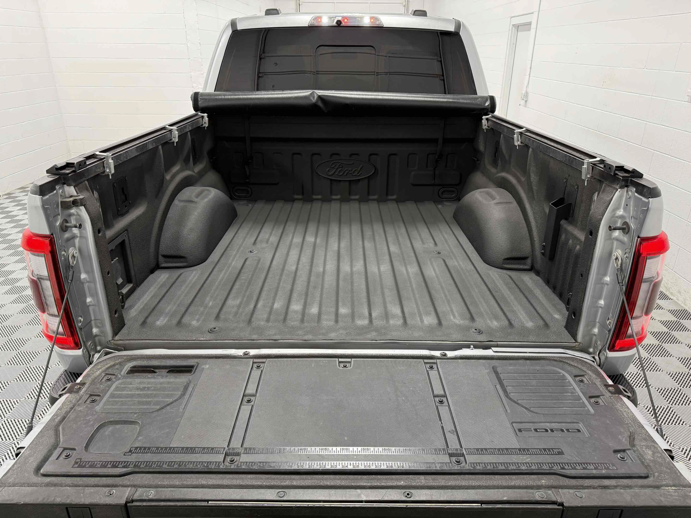 Used 2022 Ford F150 Raptor w/ Equipment Group 801A High AWD/4WD image 43