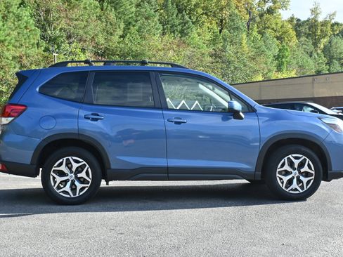 Used 2020 Subaru Forester Premium image 10
