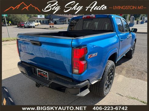 Used 2023 Chevrolet Colorado Z71 w/ Z71 Convenience Package 2 AWD/4WD image 7