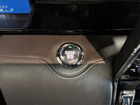 Used 2022 Lincoln Navigator L Black Label image 29