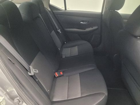 Used 2021 Nissan Sentra SV image 19