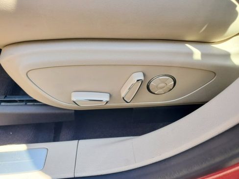 Used 2019 Lincoln MKZ Reserve image 11