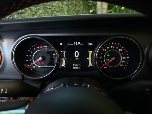 Used 2021 Jeep Gladiator Mojave w/ Dual Top Group image 12