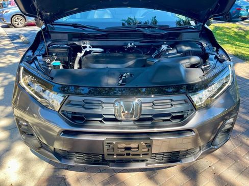 Used 2025 Honda Odyssey EX-L image 18