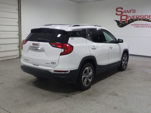 Used 2020 GMC Terrain SLT w/ Preferred Package image 4