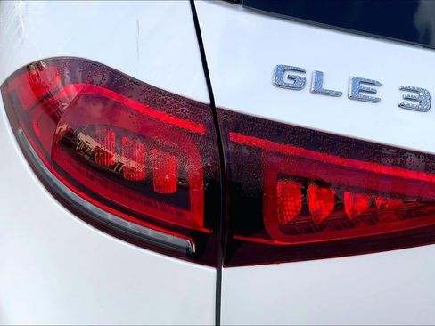 Certified 2022 Mercedes-Benz GLE 350 4MATIC image 25