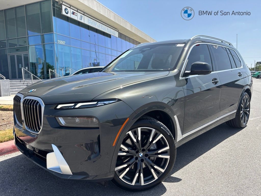 Certified 2026 BMW X7 xDrive40i AWD/4WD image 1