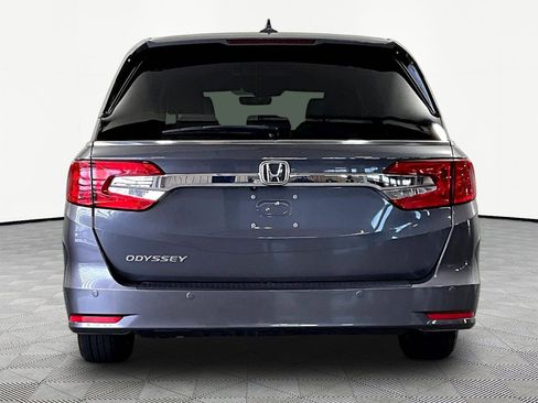 Used 2018 Honda Odyssey Elite image 5