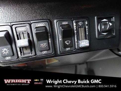 Used 2002 HUMMER H1 4-Door Wagon image 15